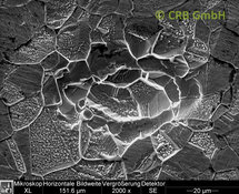 Corrosion d’une tôle en acier | © CRB Analyse Service GmbH
